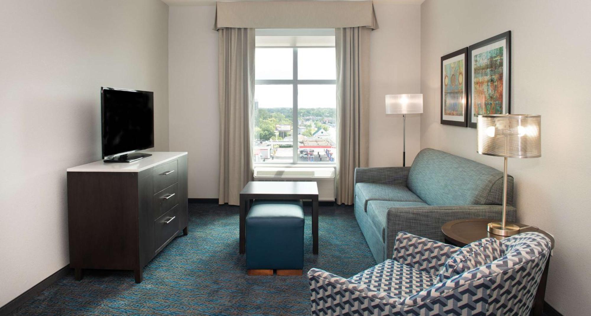 โฮมวูด สวีท บาย ฮิลตัน นอร์ท ชาร์ลตัน Hotel นอร์ทชาร์ลส์ตัน ภายนอก รูปภาพ